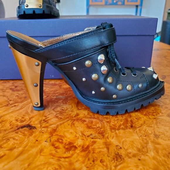 NWT MIU MIU by PRADA Studded Black Leather Mules - Picture 1 of 11